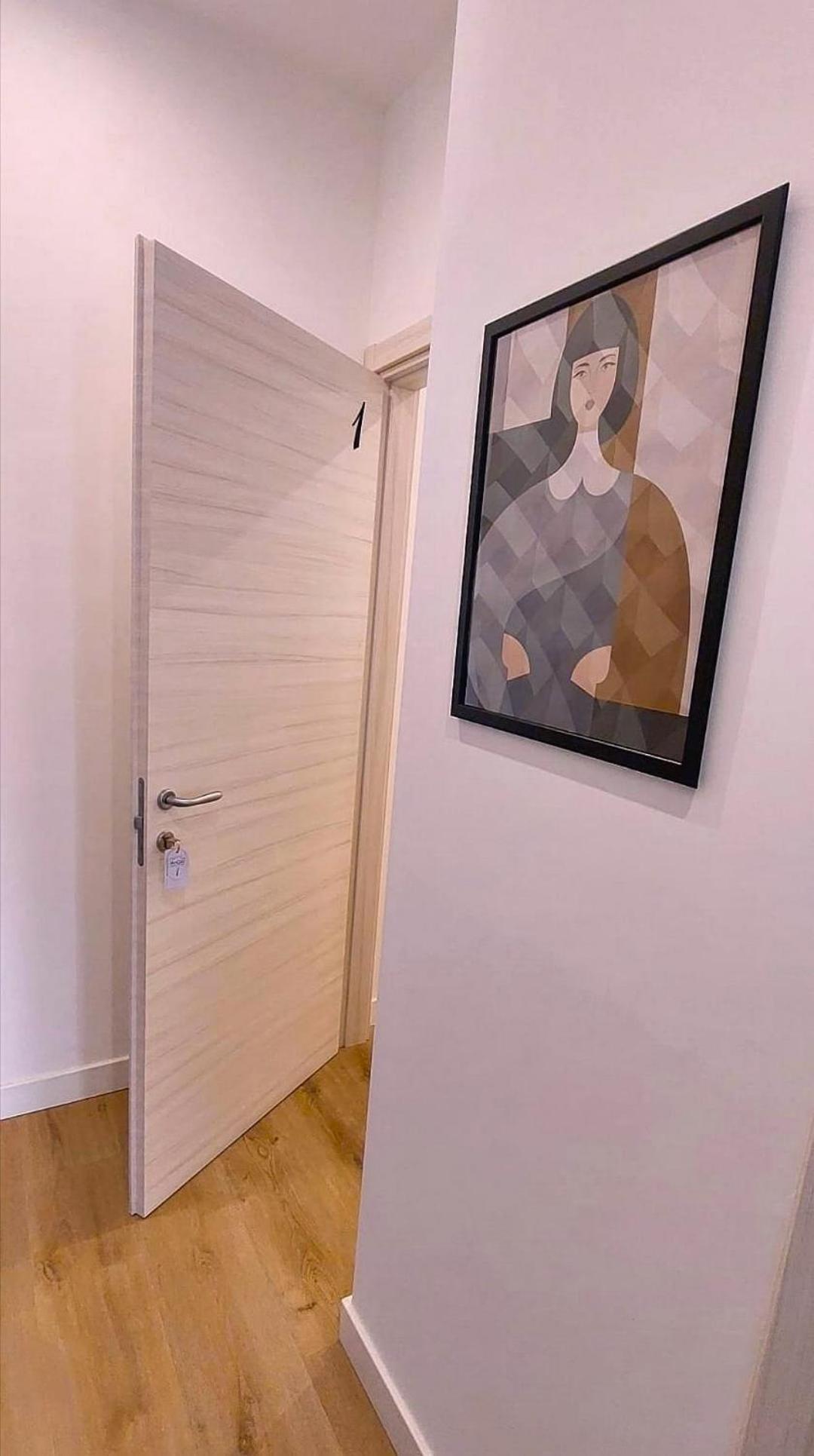 נאפולי Angio Holiday Rooms מראה חיצוני תמונה